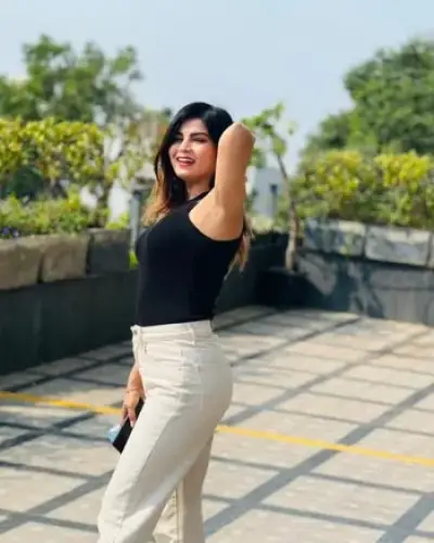 Call Girls Aliabad Cash On Delivery